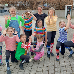 ❤️ Was für ein Turnierstart: Voltigierer glänzen am 2. März bei ihrem allerersten Wettkampf auf dem Eberhardzeller Turnpferdturnier
